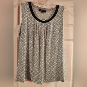 Size Large Jones New York Geometric Sleeveless Tank